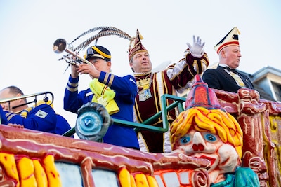 Nijmegen laat uitstootvrije optocht los en kiest weer voor ‘bruisende’ stadsoptocht met wagens en tractoren