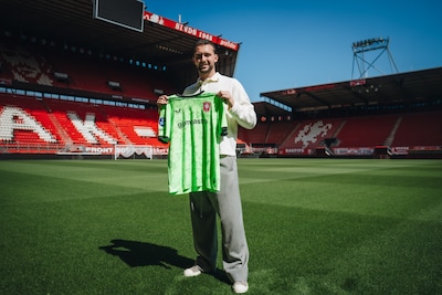 FC Twente presenteert Joël Drommel: ‘Ik wil de strijd aangaan’