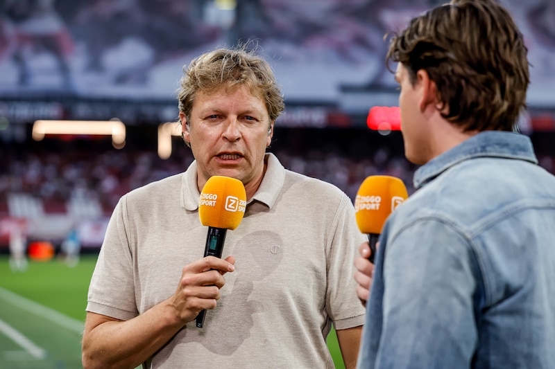 Youri Mulder tot einde van seizoen directeur voetbalzaken bij oude  clubliefde Schalke 04 | Sport | De Gelderlander.nl