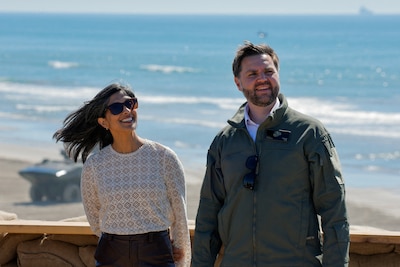 Vicepresident JD Vance en echtgenote Usha krijgen een zoontje: ‘Een spannende en hectische tijd’
