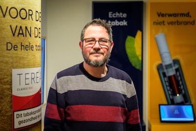 Door gecancelde vlucht moesten Tarik en zijn familie uitvaart missen: ‘Het was één grote ellende’