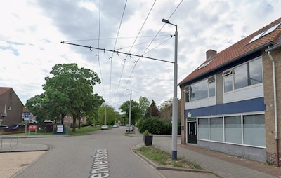 Arnhemmer die hakenkruis bij moskee tekende krijgt 5 weken cel: man zorgt voor bizarre zitting met p