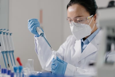 Geldproblemen bij gezamenlijk lab van Rijnstate, CWZ en Gelderse Vallei: schuld van tientallen miljo