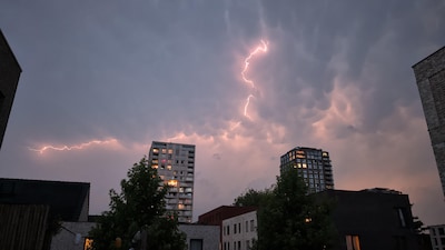 Een dag later trilt Amersfoort en omgeving nog na van ‘uitzonderlijke bliksemontlading’: ‘Nog nooit 