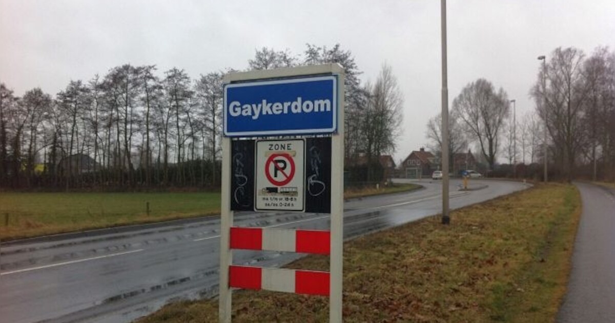Carnavalisten dopen Kekerdom om in Gaykerdom