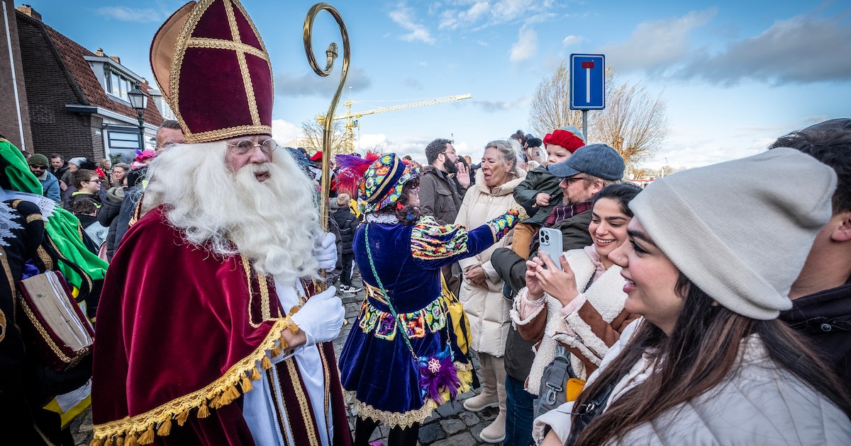 NTR geeft witte rook. De intocht van sint is dit jaar in... Grave