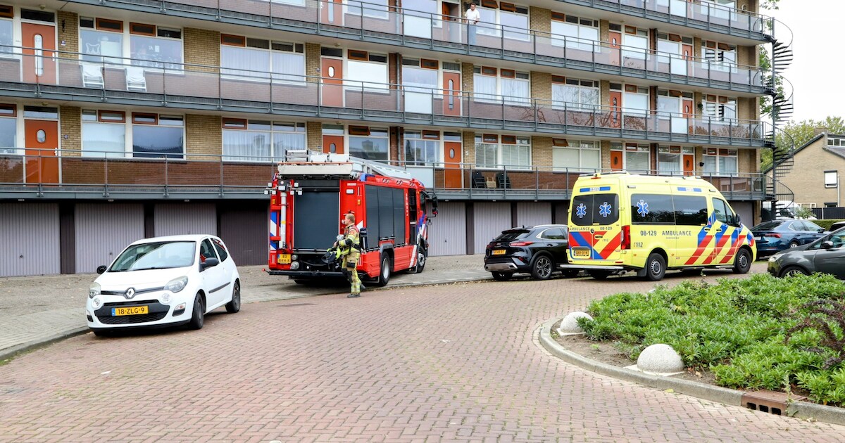 Rookmelder redt bewoner van flatwoning in Tiel van brand
