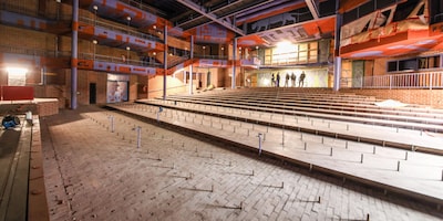 Stoffeerder neemt 650 rode theaterstoelen mee voor renovatie: paar jaar later is hij zelf verdwenen