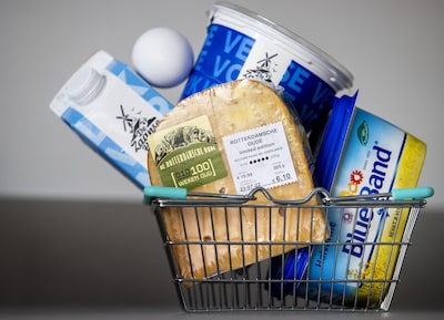 Dalende zuivelprijzen: pakje ongezouten roomboter is nu zo’n 2,35 euro, dat was eerder nog 2,79 euro