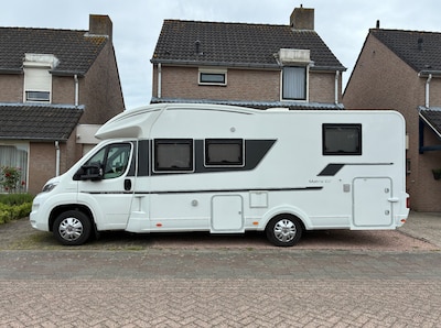 Camper van 7 meter voor het huis zet straat op scherp: ‘Wat een zeikland zijn we toch’