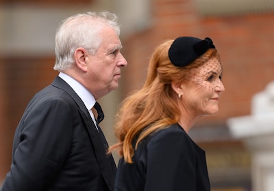 BBC: druk op Sarah Ferguson, ex van voormalige prins Andrew, om te getuigen over Epstein neemt toe