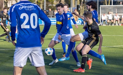 Titelkandidaat te sterk voor RKHVV • Onnodige nederlaag SDOO • Dodewaard wipt over Uchta heen