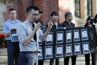 Critici in Hongkong de mond gesnoerd na flatbrand met 159 doden: ‘Andere mening mag niet’