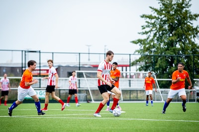 Slotboom neemt Arnhemse Boys bij de hand in bekerduel met DVOV • 16-jarige uitblinker bij Zuid Arnhe