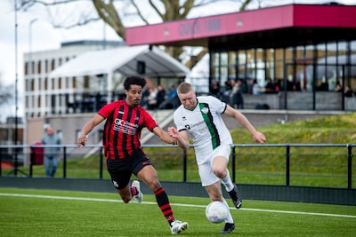 Doelmannen Trekvogels al op weg naar De Kuip, veldspeler Senne op goal • Rico Voeten kan nederlaag D
