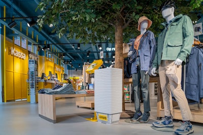 Grootste ANWB-outlet van Nederland is vanaf dinsdag volwaardige winkel