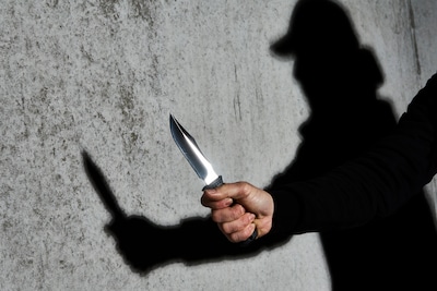 Vader steekt zijn eigen kinderen en buren dood in Suriname: negen mensen overleden