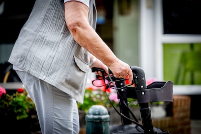 Werkgevers in de zorg staan te springen om personeel: 1400 vacatures in Twente, 700 in de Achterhoek
