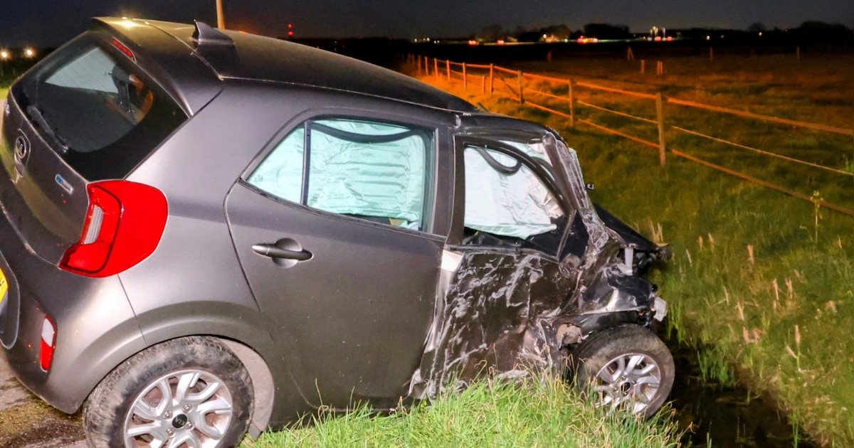 Auto's total loss na ongeval op Ulandsestraat in Horssen