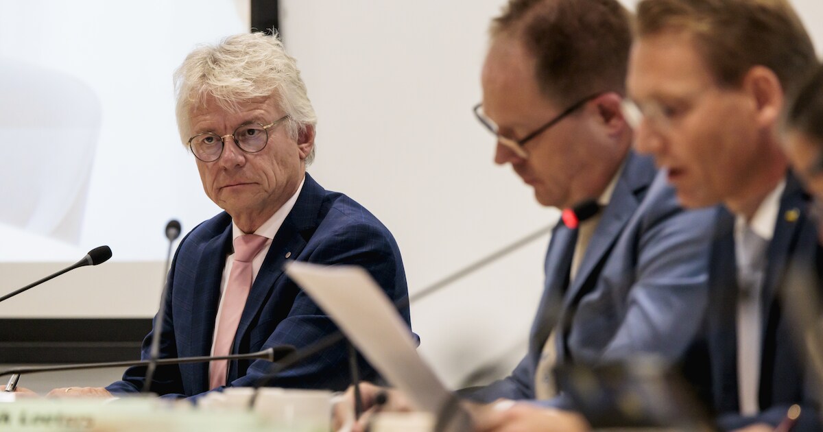 Ambtenaren laten verklaringen aanpassen in rapport over John Berends om ...