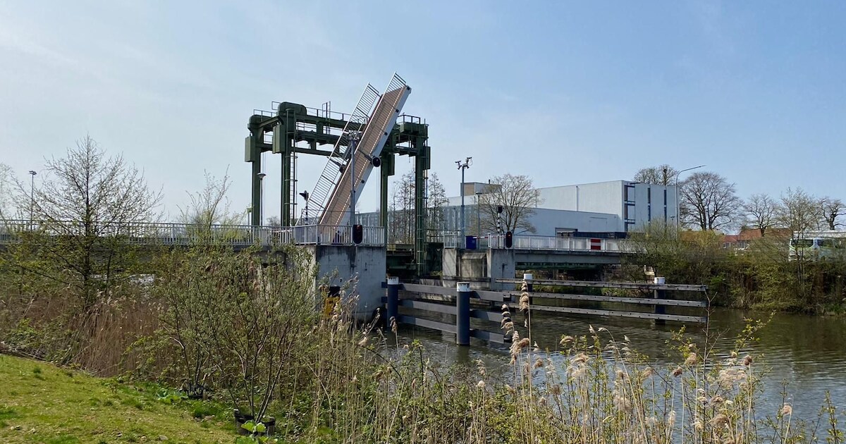 Ruim een maand lang omfietsen door defecte fietsbrug Doetinchem ...