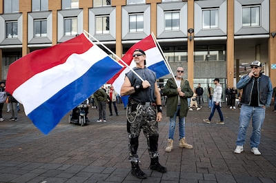 De Nederlandse vlag: voor als je geslaagd bent, op 4 mei, en nu ook bij demonstraties