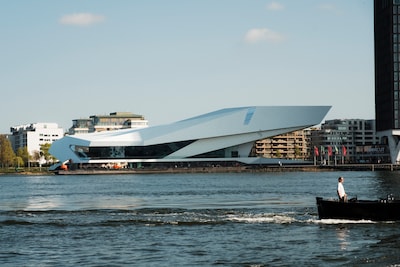Iconisch Eye Filmmuseum op rand van afgrond, afscheid van ‘flink aantal gewaardeerde collega’s’