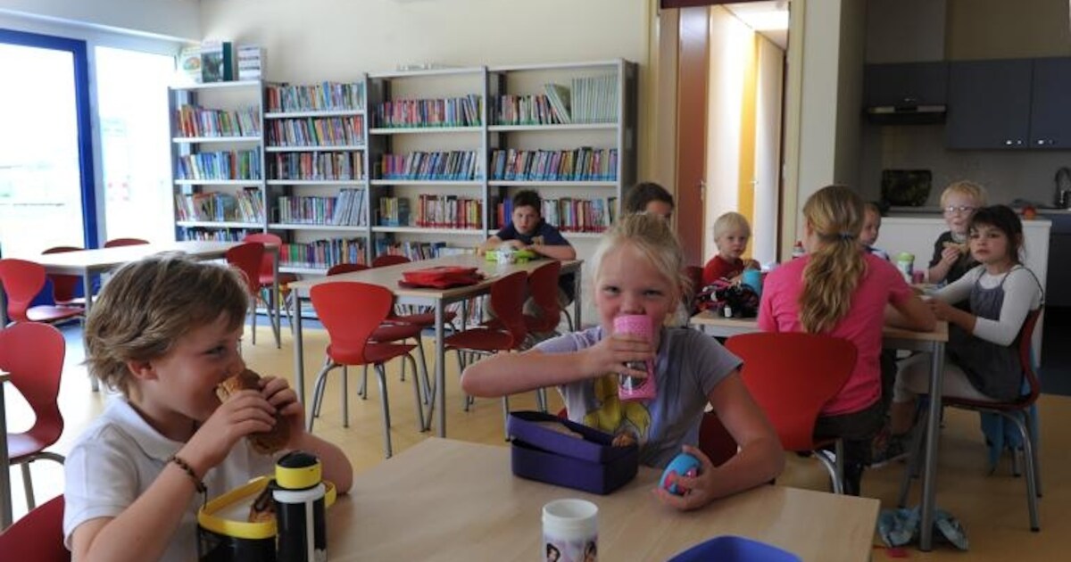 Basisschool Sint Jozef Holthees na verbouwing officeel open