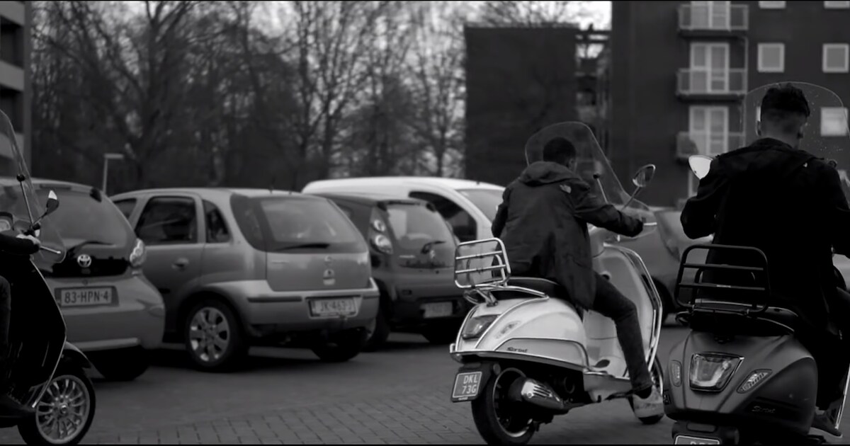 Rapper Massief: 'Heb hier niets mee te maken!!' | Doetinchem ...