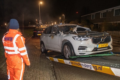 Zo telt regio Utrecht af naar 2026: Auto’s uitgebrand in Kanaleneiland en Zeist, heg in lichterlaaie