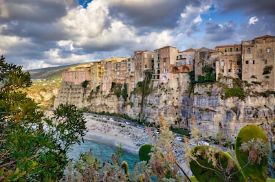 Italiaanse regio Calabrië wil studenten 1000 euro per maand betalen om braindrain te stoppen