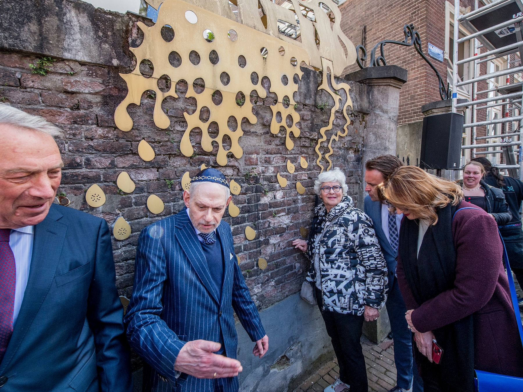 Van oorlogsherinnering naar Eens Zal De Betuwe In Bloei Weer Staan