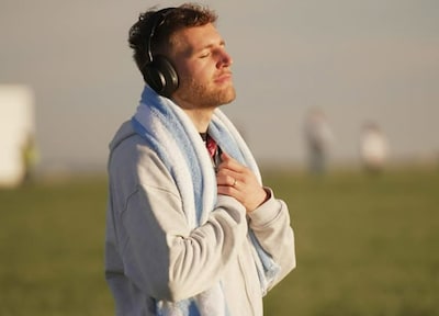 Freek van Suzan & Freek ging een week mediteren in de VS: ‘Heel bijzonder’