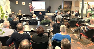 Bijeenkomst isoleren hoekwoningen in Vorden trekt veel buren