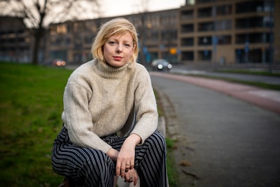 Jessica biedt dakloze man eten aan, maar dat mislukt: ‘Die kleine beetjes hulp hebben míj juist gered’