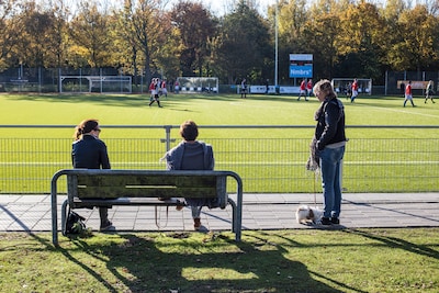 Heilige voetbalzaterdag onder druk: jeugd gaat ook op vrijdagavond en zondag spelen