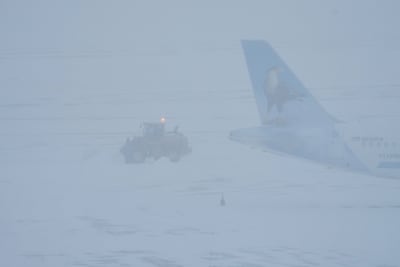 Privévliegtuigje met acht inzittenden stort neer op vliegveld in Maine