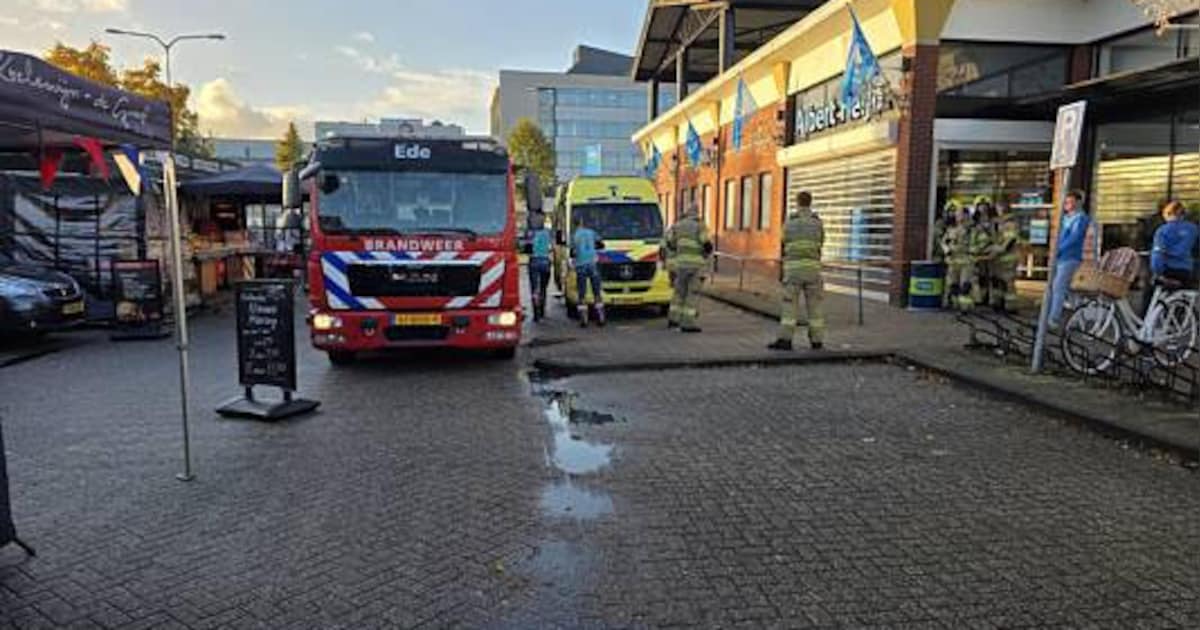 Medewerker supermarkt gewond bij ongeval met gevaarlijke stof.