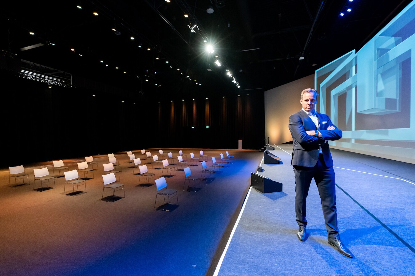 Congrescentrum in Nieuwegein blijft zeker een jaar dicht na grote brand ...