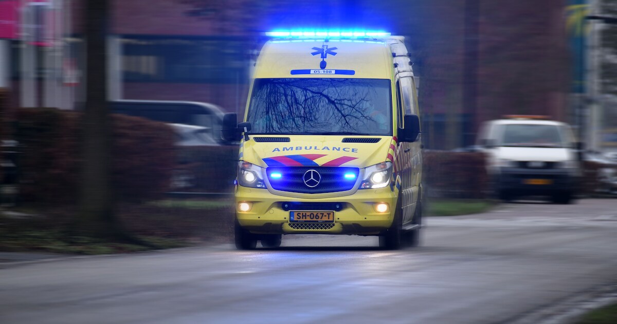 Fietser overlijdt na botsing met vrachtwagen in Heukelom