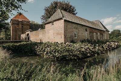 Livemuziek bij Kasteel Tongelaar tijdens Dag van het Kasteel