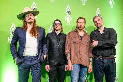 Kensington komt met eerste album sinds comeback met nieuwe zanger